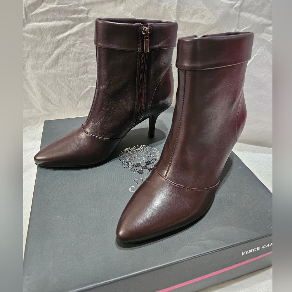 NEW Vince Camuto Amvita Mohagany Heeled Boots Ankle Height W Box